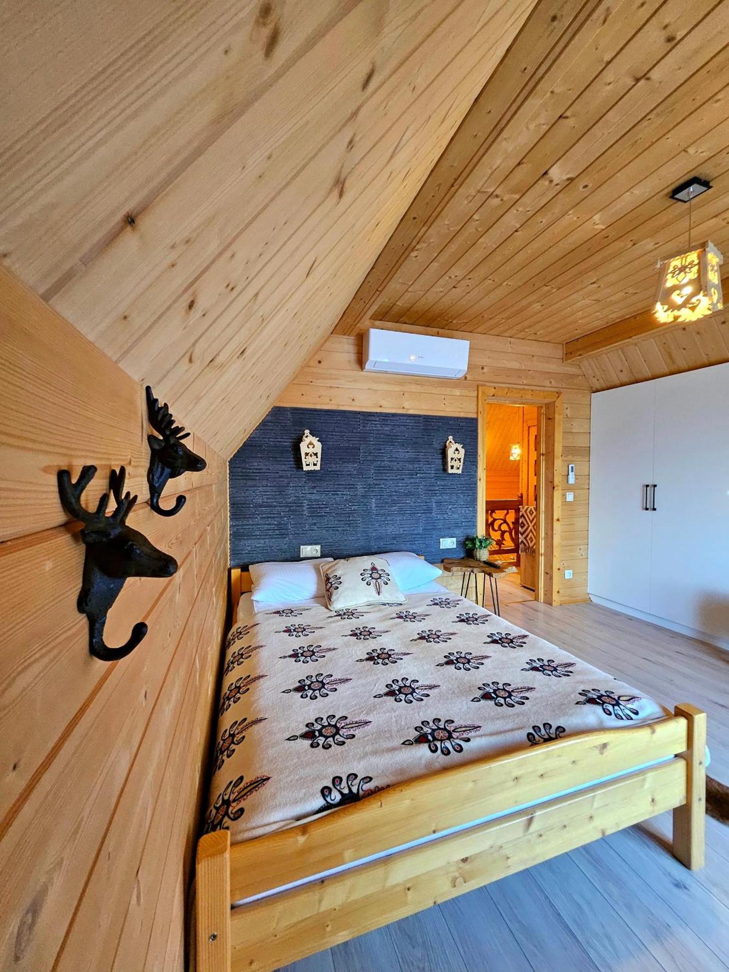 Goralska Chatka 3 Highland Cottage - Jacuzzi, Sauna, Split Ac, Private Parking, Mountains View ซาโกปาเน ภายนอก รูปภาพ
