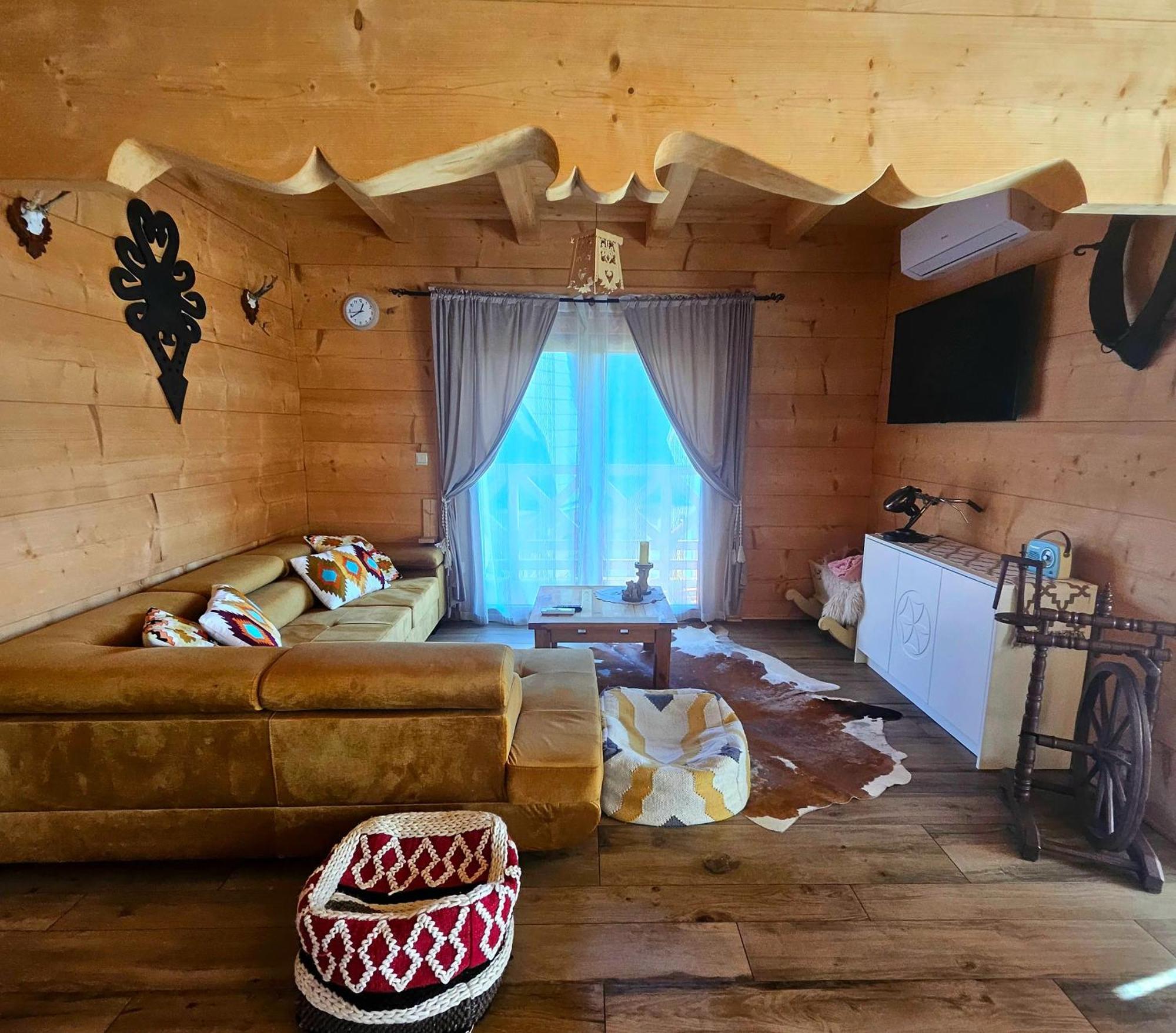 Goralska Chatka 3 Highland Cottage - Jacuzzi, Sauna, Split Ac, Private Parking, Mountains View ซาโกปาเน ภายนอก รูปภาพ