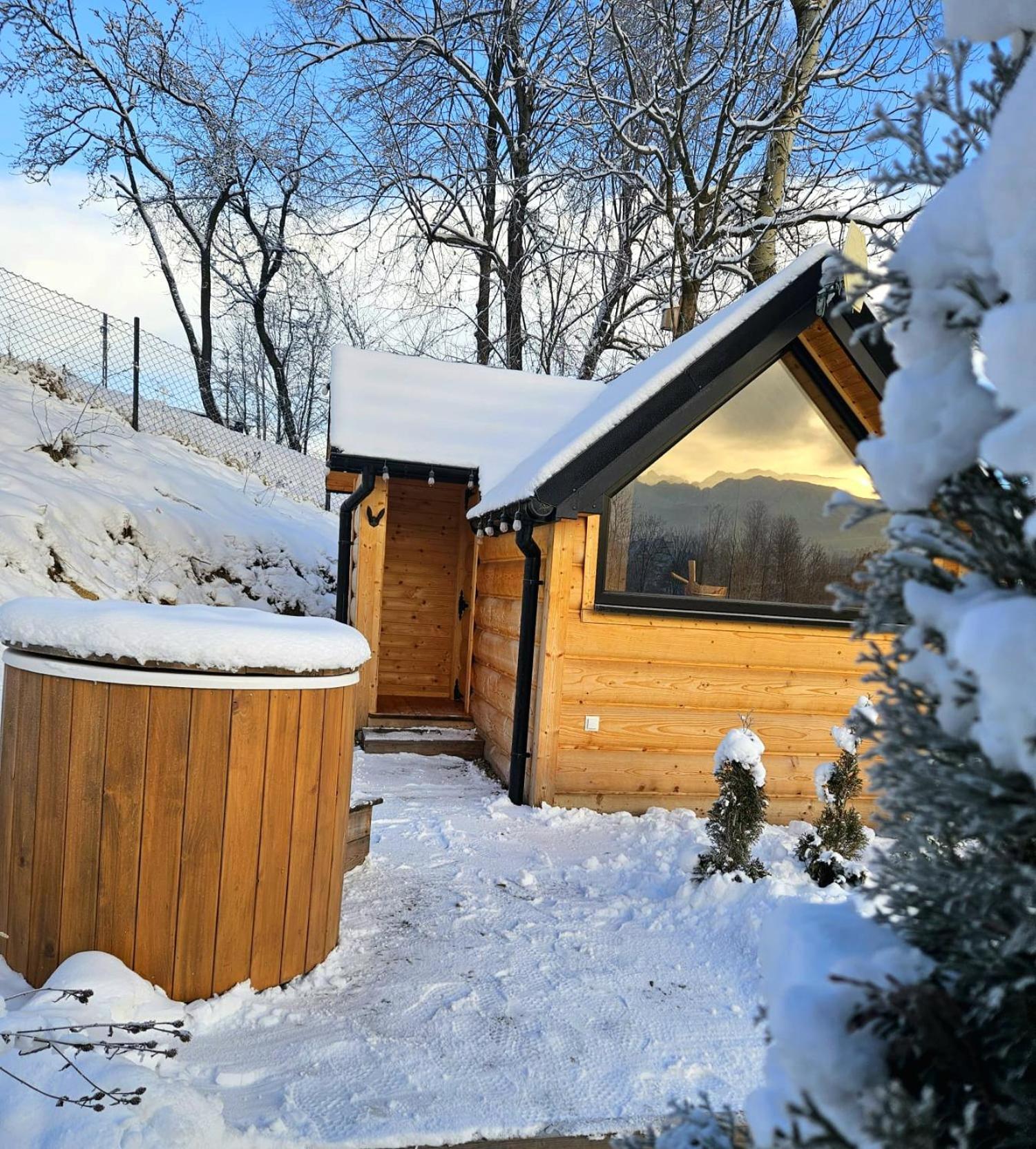 Goralska Chatka 3 Highland Cottage - Jacuzzi, Sauna, Split Ac, Private Parking, Mountains View ซาโกปาเน ภายนอก รูปภาพ